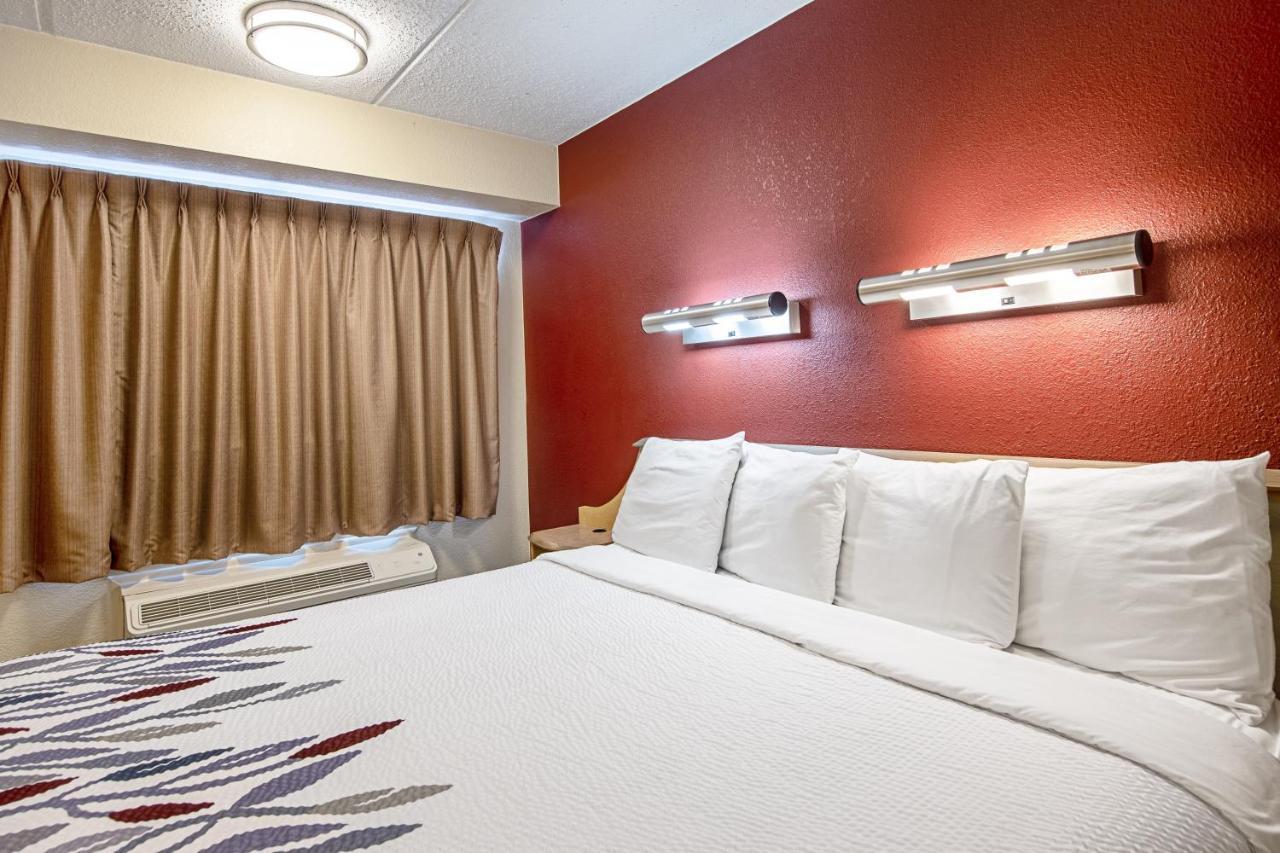 Red Roof Inn Huntington Barboursville Екстериор снимка