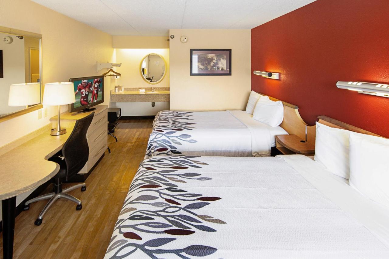 Red Roof Inn Huntington Barboursville Екстериор снимка